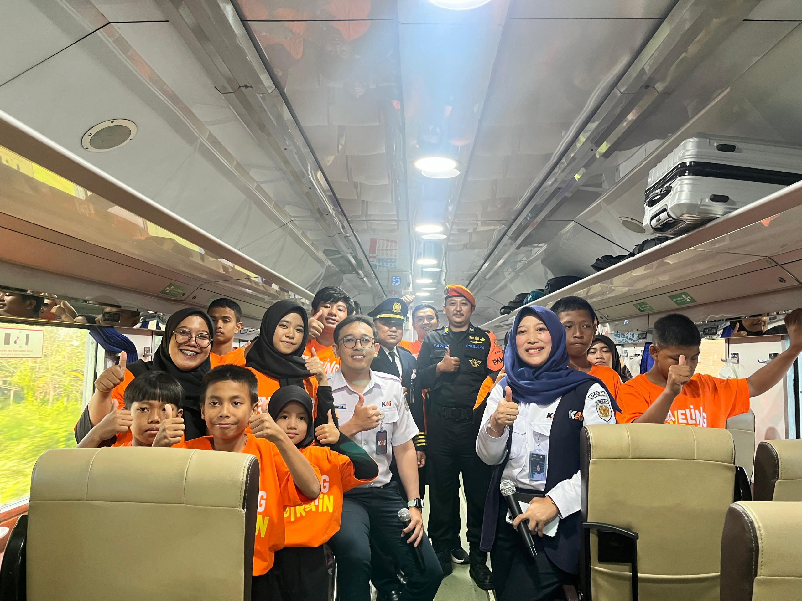 Peringati Hari Anak Nasional, KAI Daop 7 Madiun Ajak Anak-anak Disabilitas Naik Kereta Api Gratis