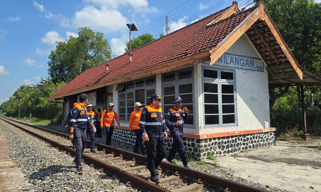 Antisipasi Musim Penghujan, KAI Daop 7 Madiun Pastikan Keselamatan Perjalanan KA