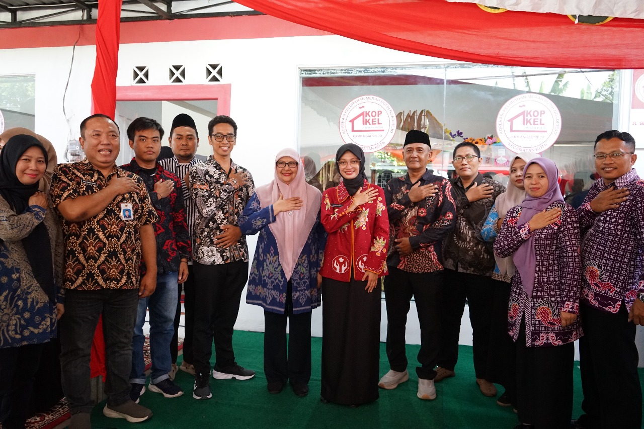 Dukung Ekonomi Kerakyatan, Mbak Wali Resmikan Gerai Koperasi Merah Putih Kelurahan Ngadirejo
