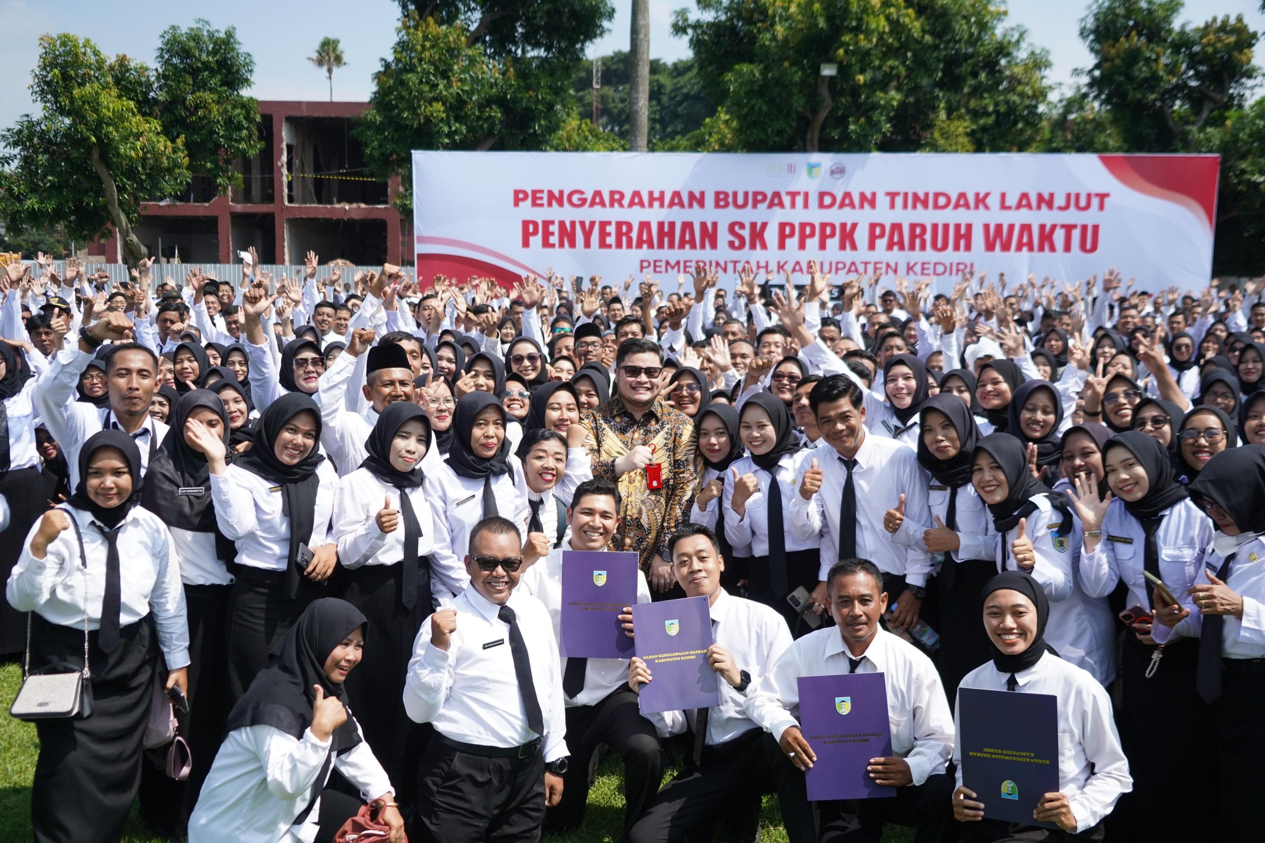 Ditengah Efisiensi, Mas Dhito Tetap Prioritaskan Pengangkatan 3 Ribuan PPPK Paruh Waktu