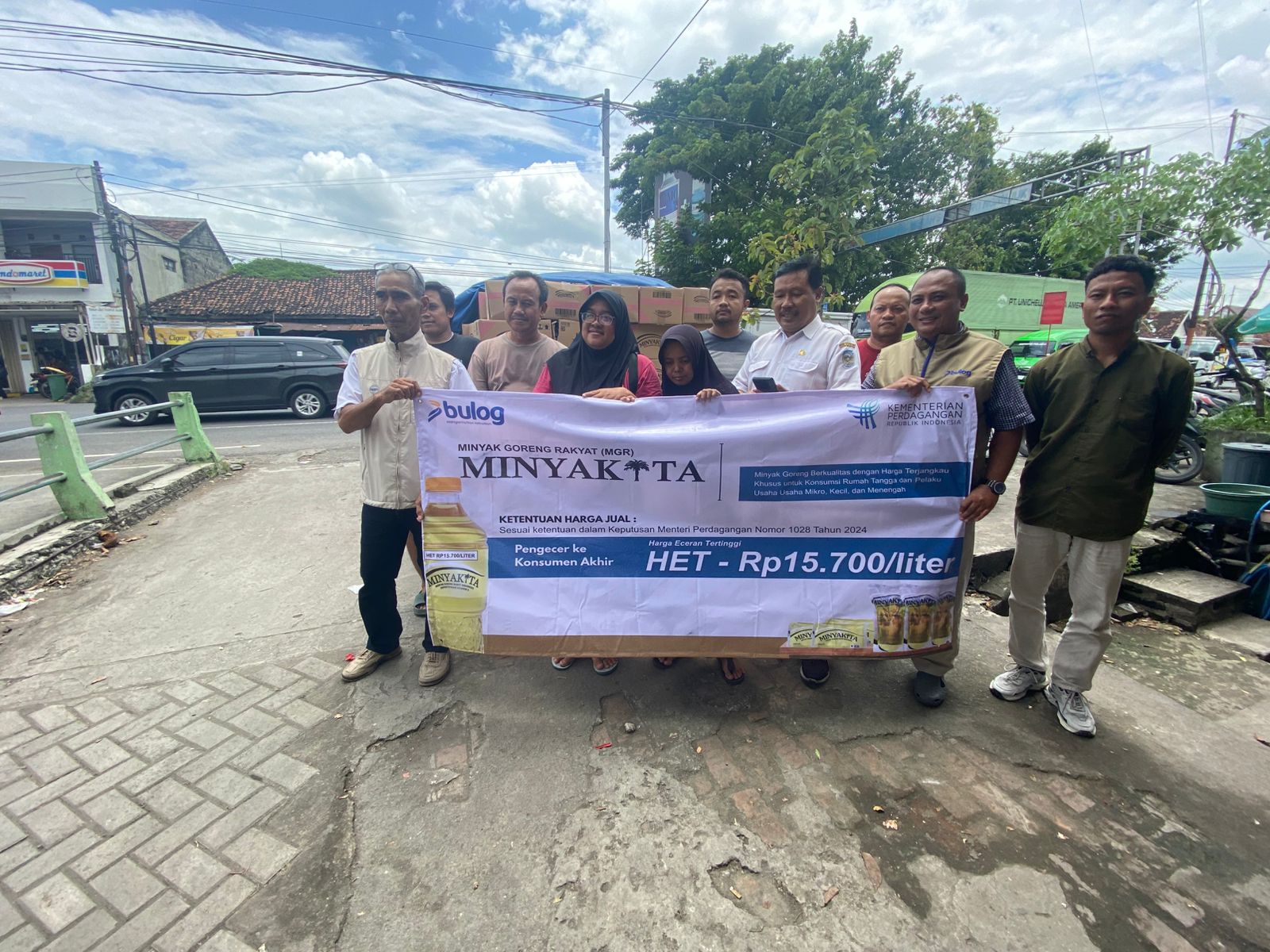 Perum BULOG Kantor Cabang Kediri Telah Menyalurkan MinyakKita Sebanyak 557.244 Liter