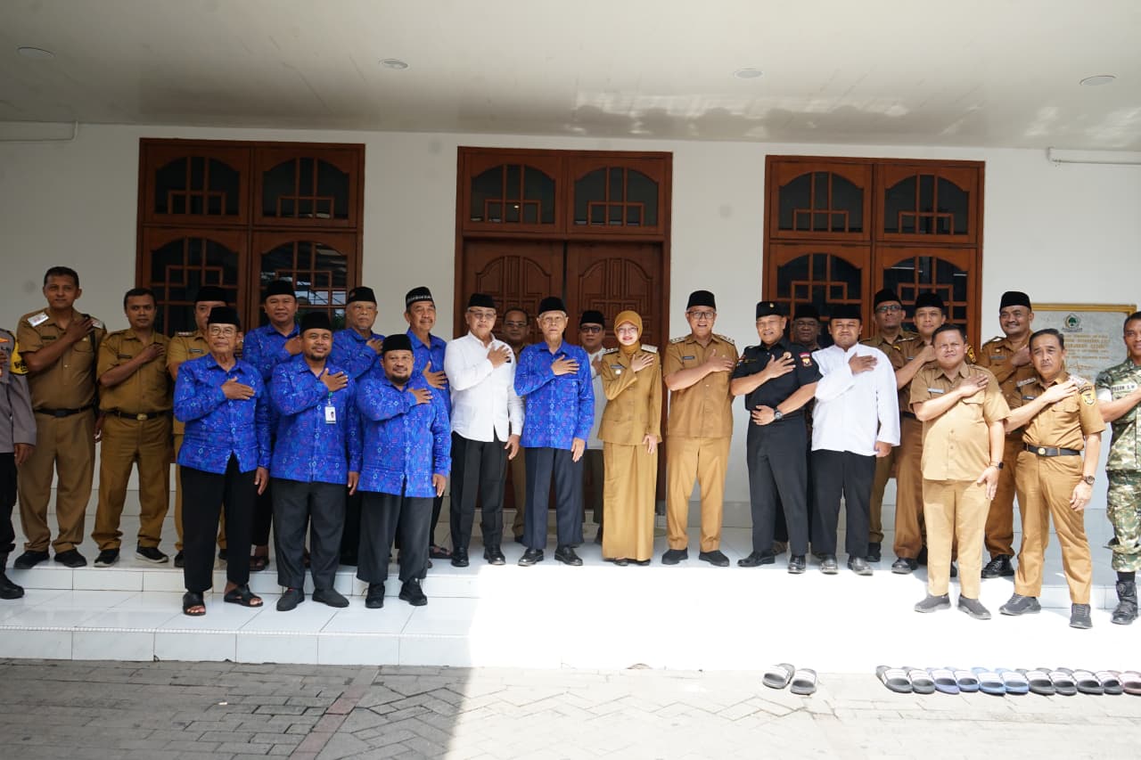 Perkuat Sinergi, Mbak Wali dan Gus Qowim Silaturahmi ke Pengasuh Pondok Pesantren