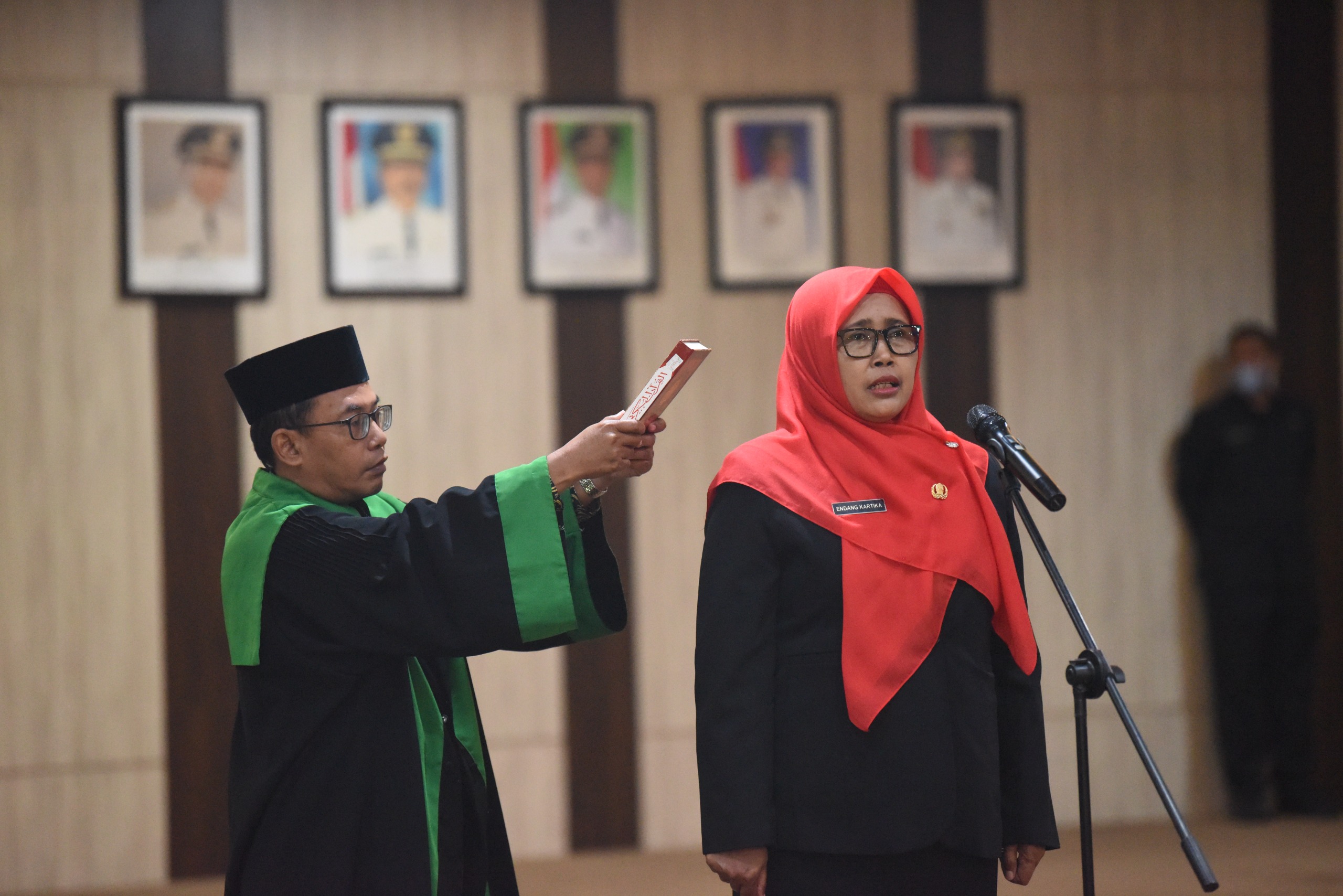 Mbak Wali Lantik Endang Kartika Sari Sebagai Penjabat Sekretaris Daerah Kota Kediri