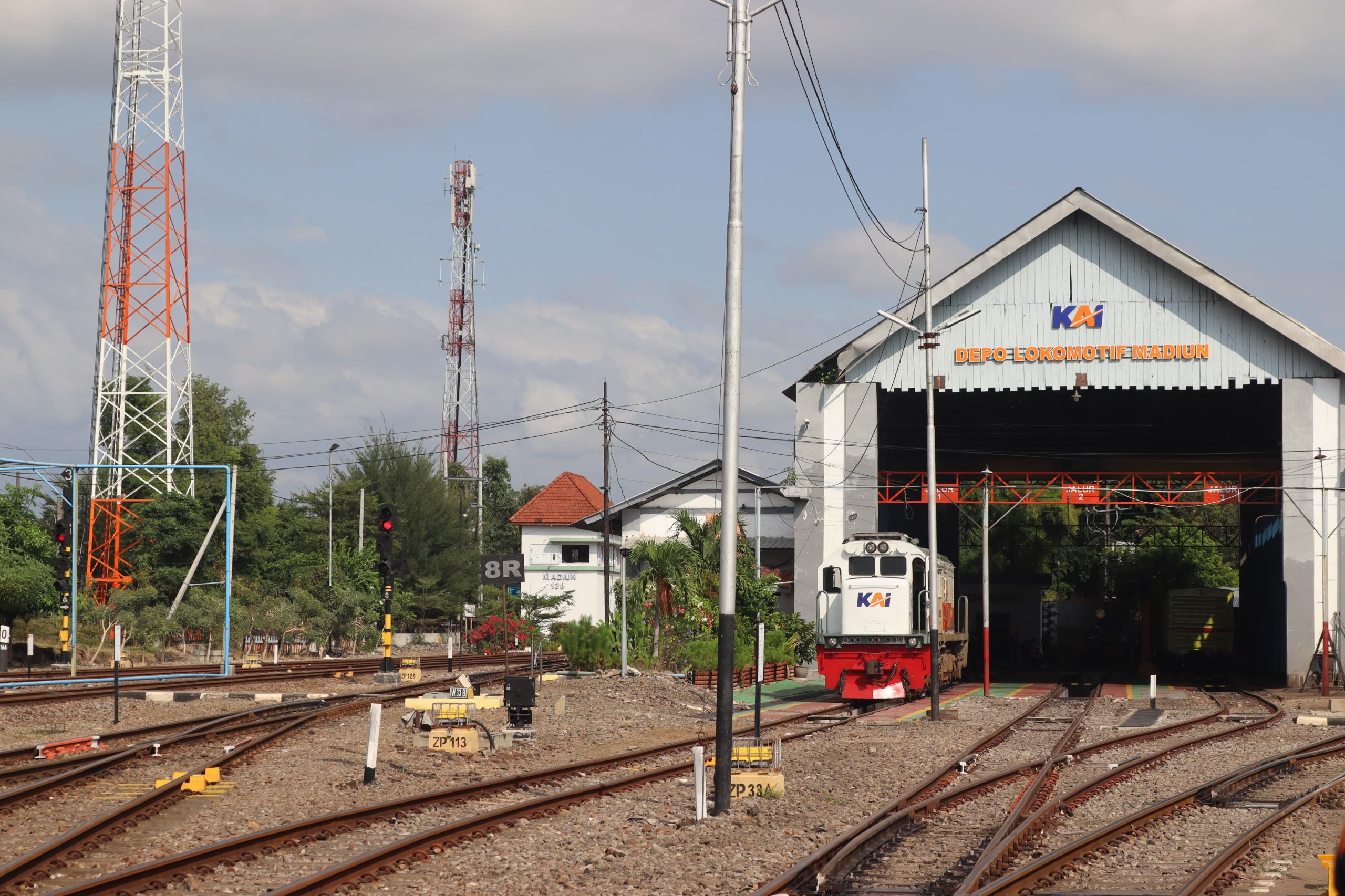 Kereta Api Jadi Solusi Transportasi Paling Efisien dan Rendah Emisi, Layani 3 Juta Pelanggan di Awal 2026