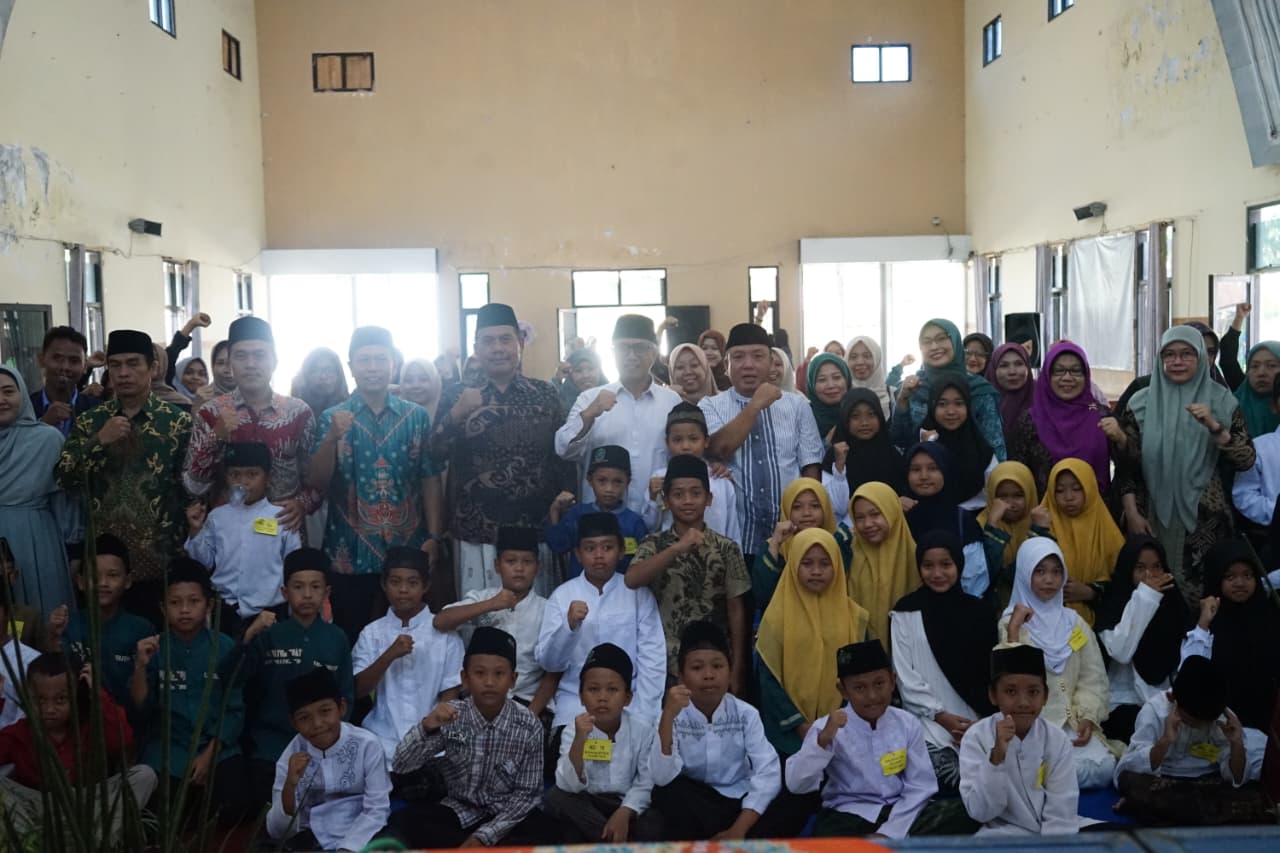 Gus Qowim Dorong Generasi Qurani Lewat Lomba Cerdas Cermat dan Tartil Al-Quran