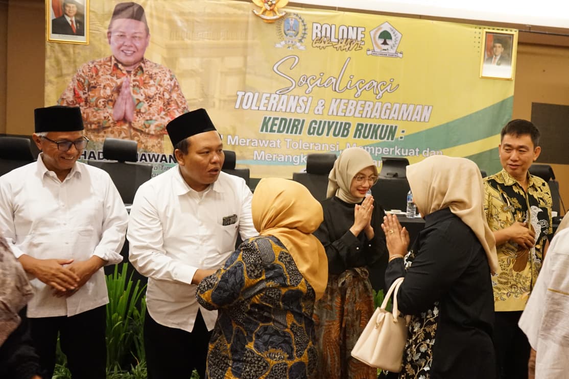 Halal Bi Halal Sedulur Sarmuji Bolone Hadi, Mbak Wali Ajak Warga Kota Kediri Jaga Kebersamaan