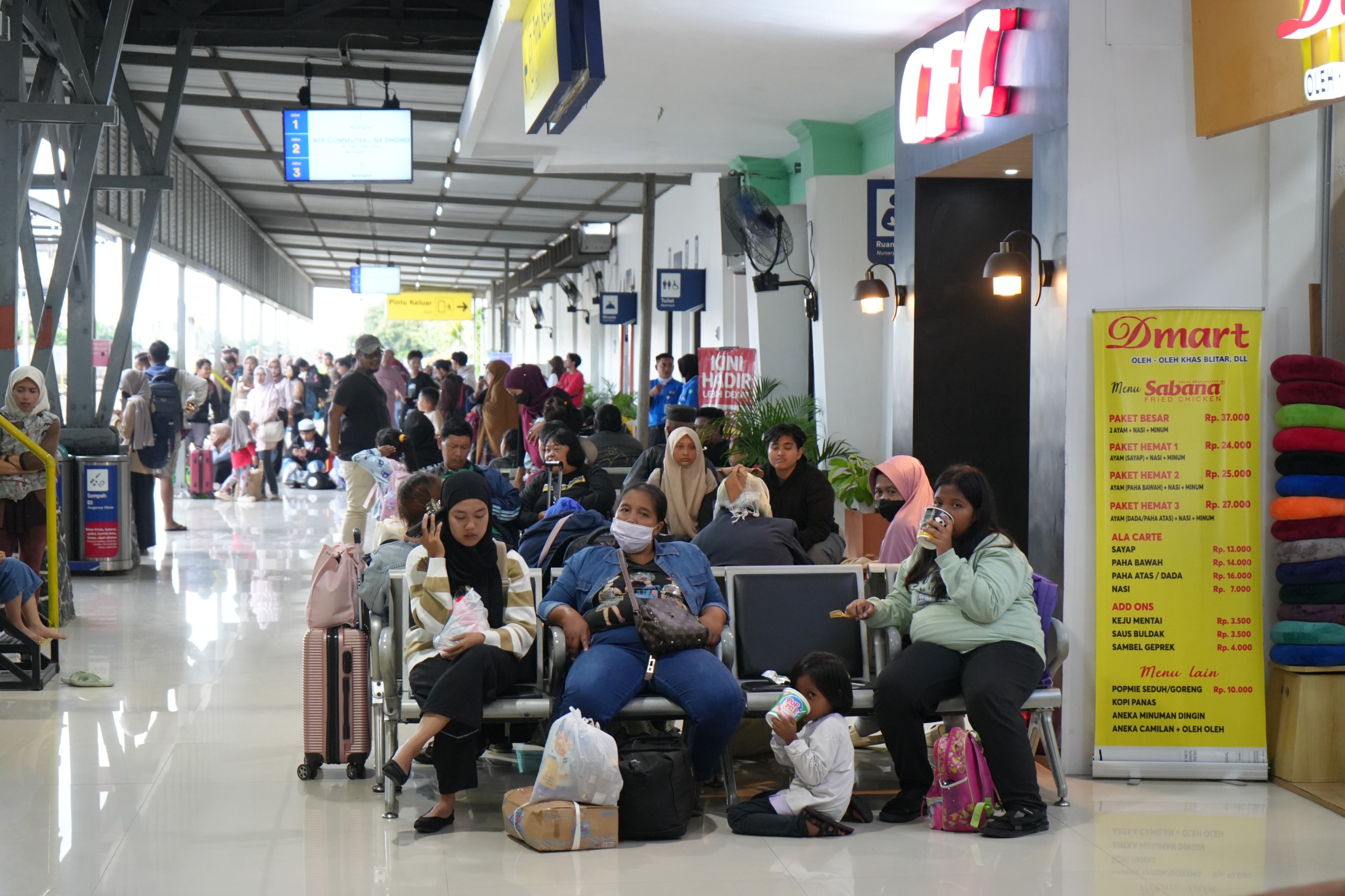 Volume Penumpang Kereta Api Jarak Jauh Alami Lonjakan Signifikan Selama Libur Idul Adha 1447 H