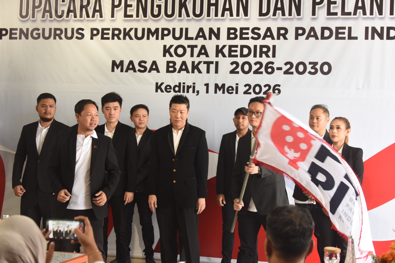Pengurus Perkumpulan Besar Padel Indonesia Kota Kediri Dikukuhkan dan  Grand Opening FEDE Padel Club