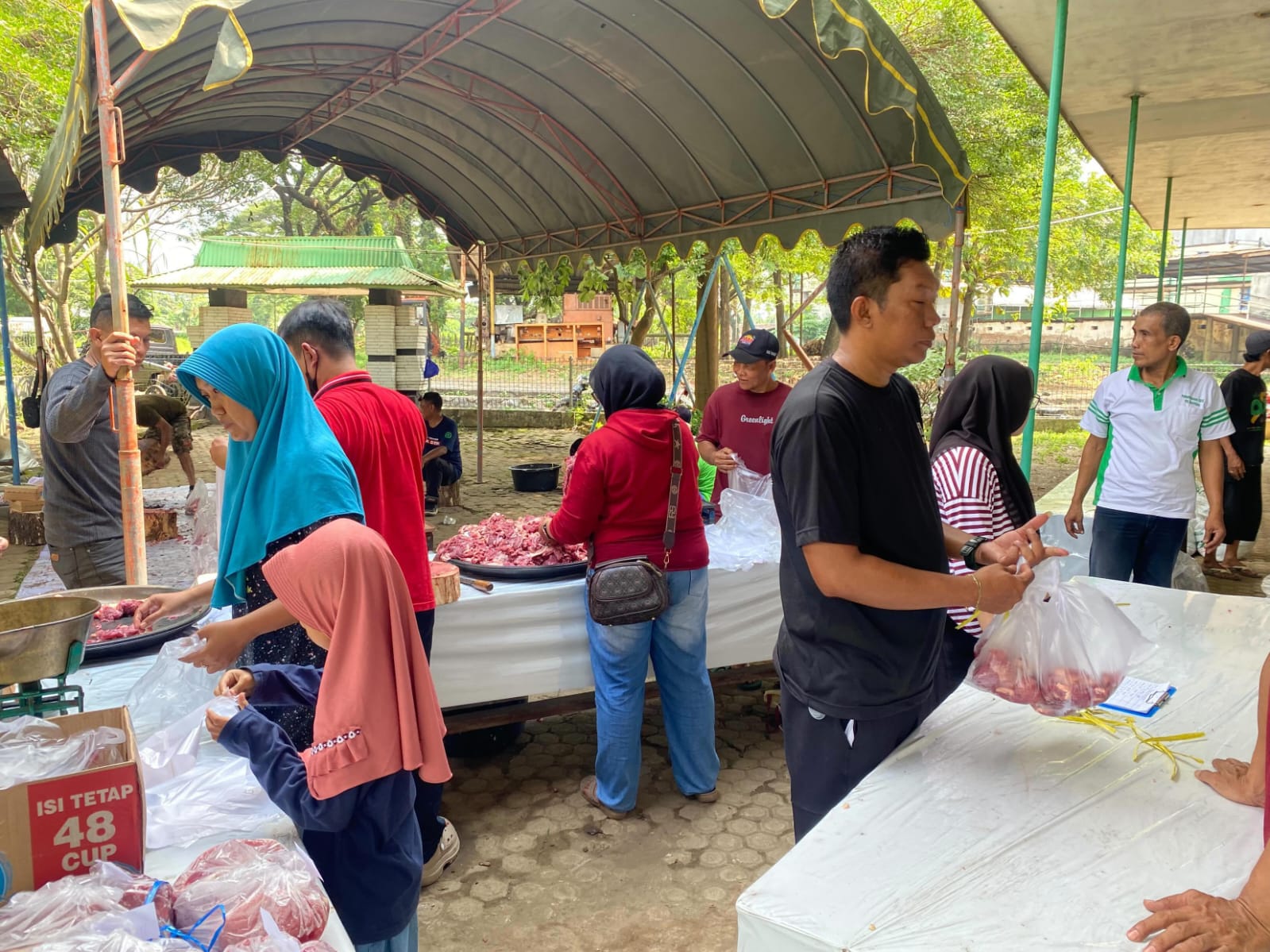 Pabrik Gula Meritjan Merayakan Hari Raya Idul Adha 1.447 H Dengan Menggelar Shalat Ied Bersama Masyarakat dan Sembelih Hewan Kurban