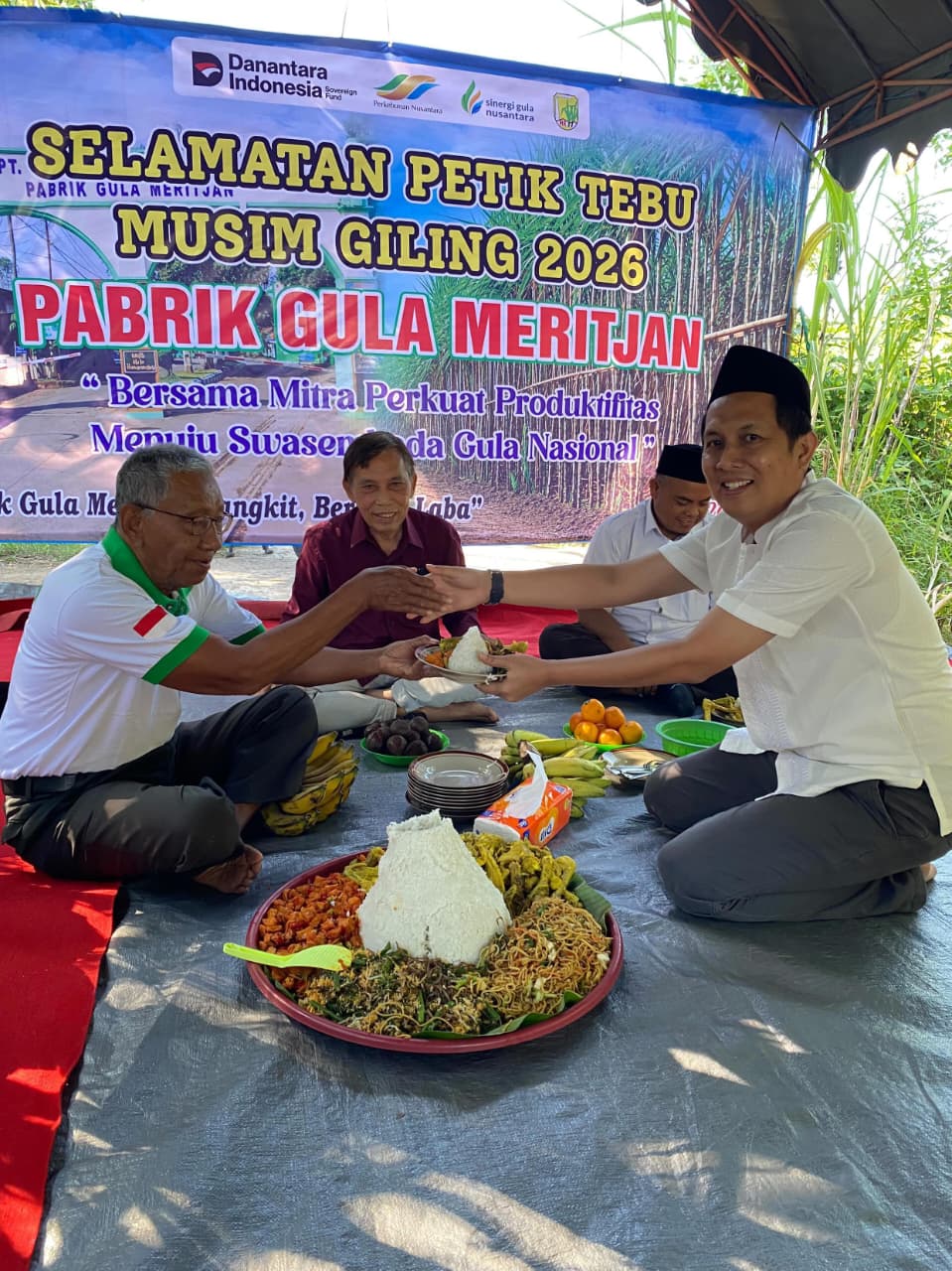 Menjelang Resepsi Tebu Manten, PG Meritjan Kediri Gelar Selamatan Pethik Tebu