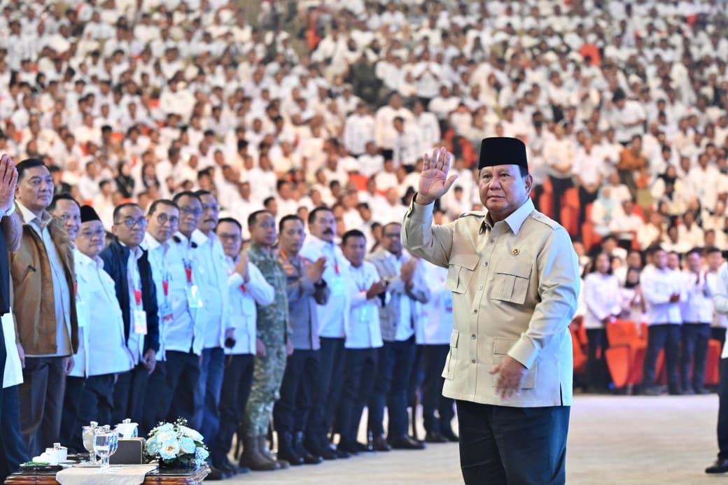 Presiden Prabowo Tegaskan Makan Bergizi Gratis Investasi Masa Depan Generasi Indonesia dan Gerakkan Ekonomi Daerah