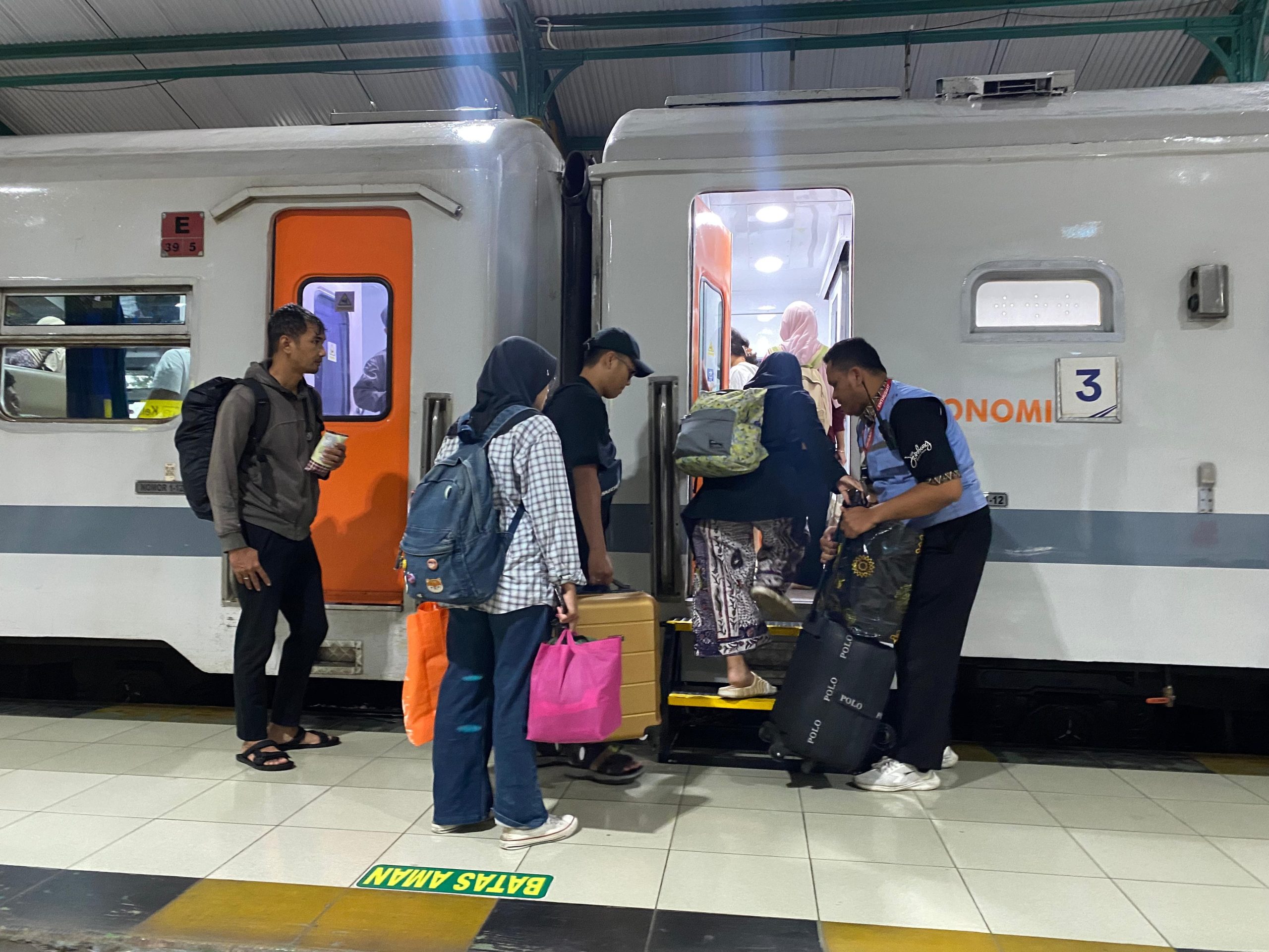 Sejak Dibuka 6 Juni, 5.310 Tiket KA Diskon 30% Liburan Sekolah Telah Dipesan, KAI Daop 7 Madiun Pastikan Tiket Masih Banyak Tersedia