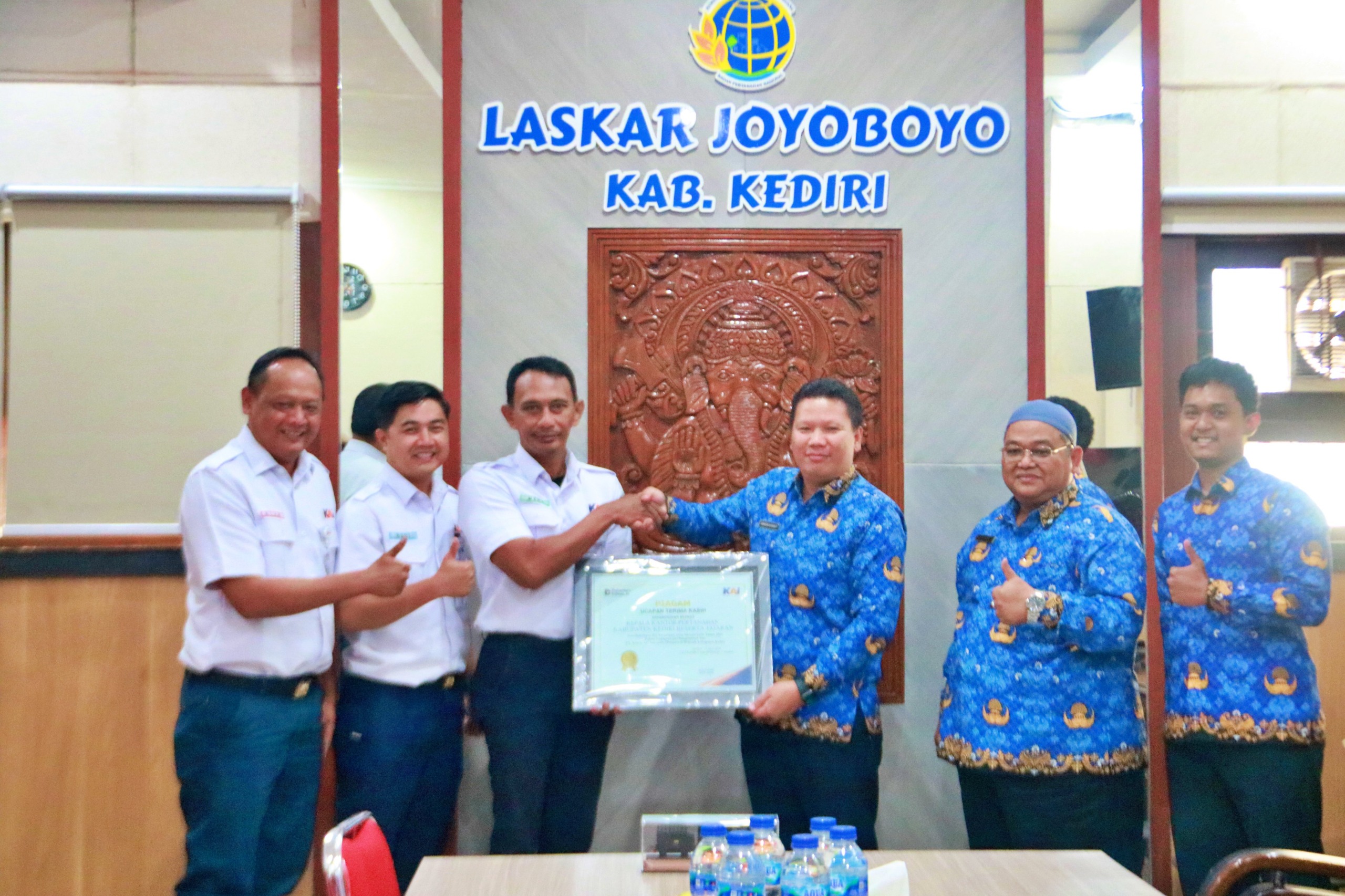 KAI Daop 7 Madiun Amankan Aset Perusahaan Senilai Rp 52,2 Miliar, Terima 23 Sertipikat Elektronik dari BPN Kabupaten Kediri