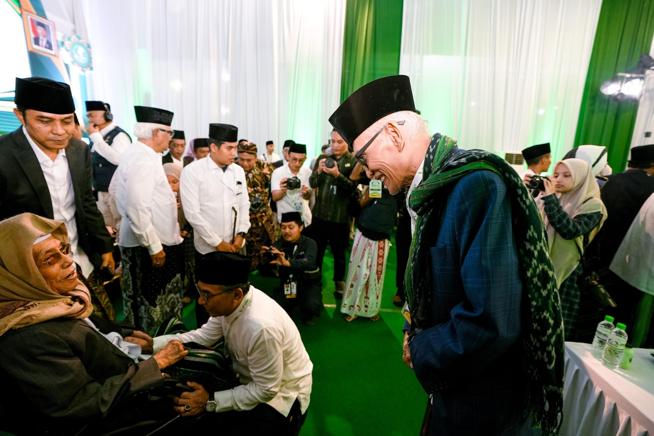 KH Nurul Huda Djazuli : Kalau NU Hidup, InsyaAllah Pondok Pesantren Akan Hidup, Kalau NU Mati Semua Mati