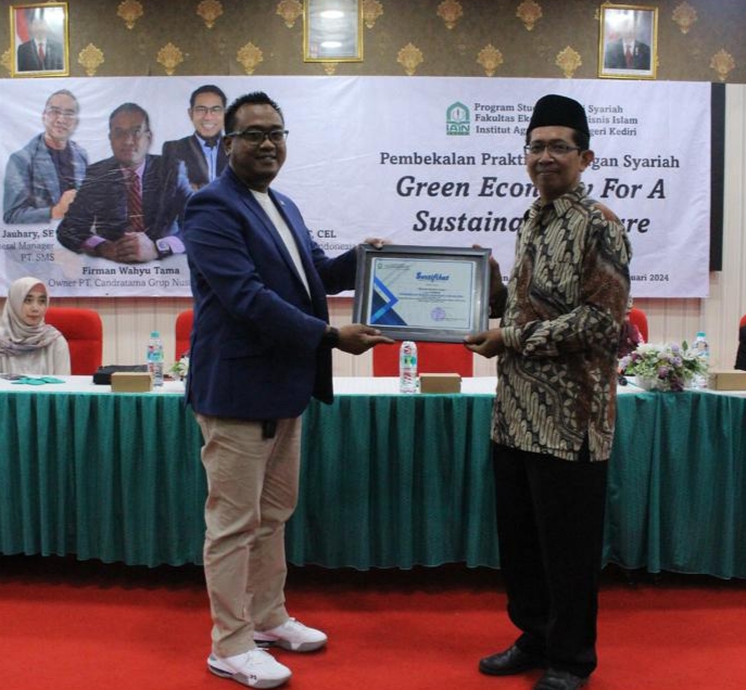 Berawal Dari Curhat, Aipda Firman Kini Menjadi Penggerak Keagamaan dan Pembimbing Pelaku UMKM Bangkit Secara Ekonomi