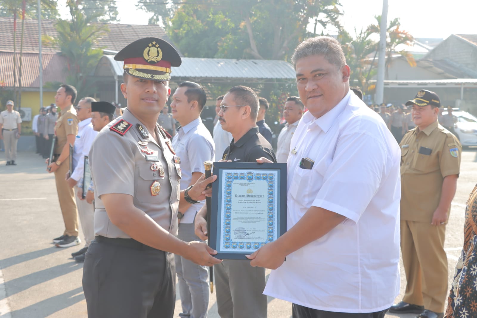 MKSO Kebun Dhoho Terima Penghargaan Kapolres Kediri, Dukung Program Ketahanan Pangan Lewat Budidaya Tebu