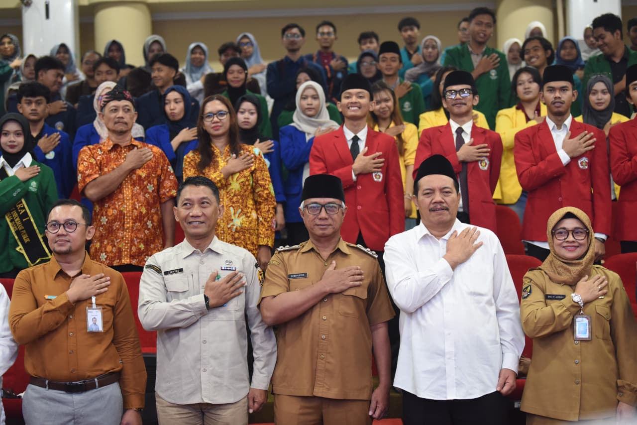 Sarasehan Hari Koperasi, Gus Qowim Ajak Insan Koperasi Perkuat Tata Kelola dan Kolaborasi Bangun Ekonomi Rakyat
