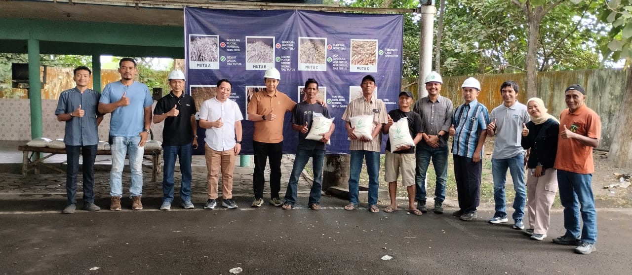 Jumat Berkah, Pabrik Gula Ngadiredjo Apresiasi Driver Truk Tebu Dengan Mutu Terbaik