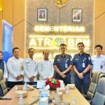 Perkuat Legalitas dan Pengamanan, KAI Daop 7 Madiun Terima Sertifikat Hak Pakai Aset Seluas 41.067 Meter Persegi Dari ATR/BPN Bojonegoro