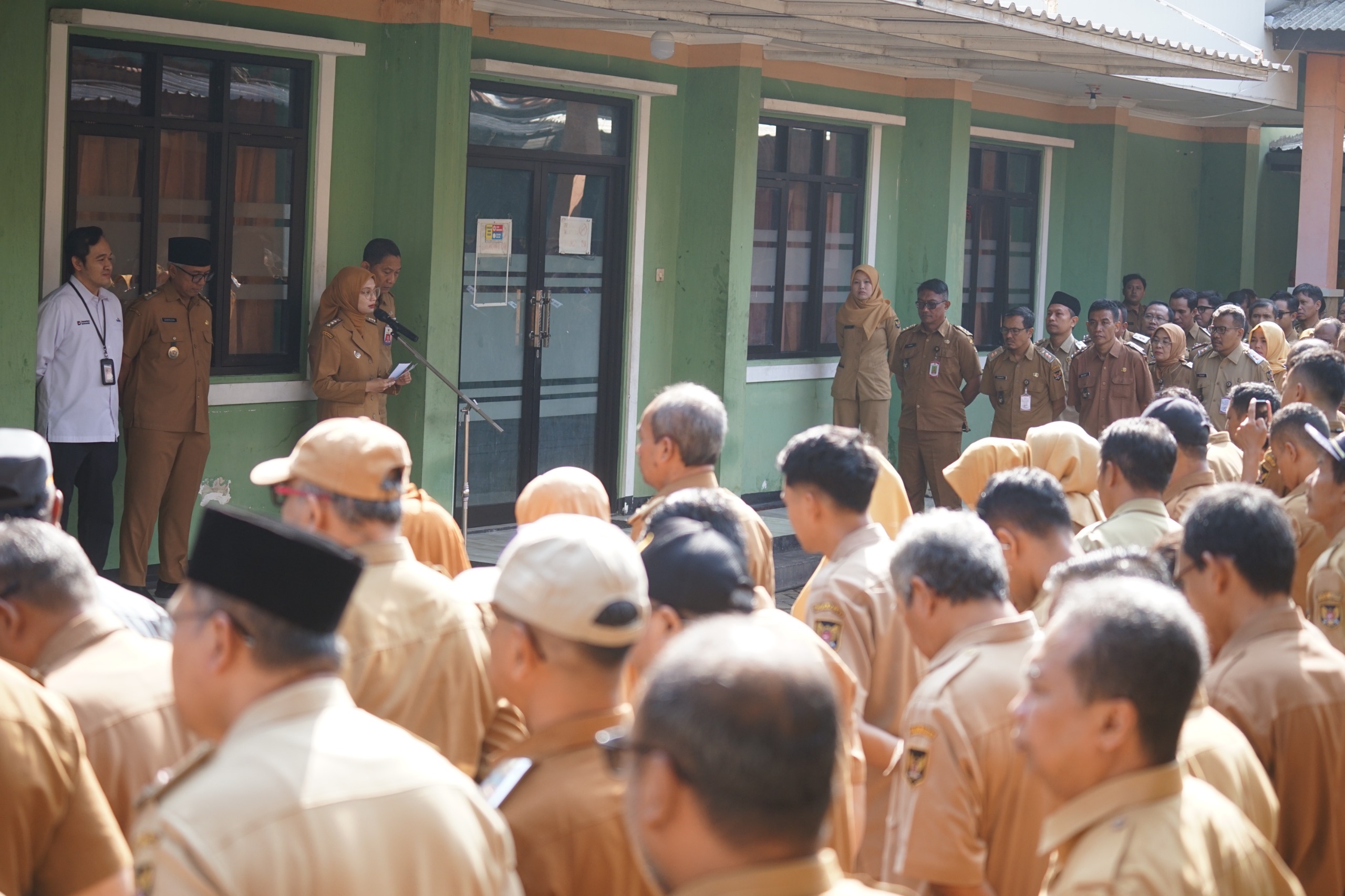 Kelurahan Jadi Ujung Tombak Pelayanan Masyarakat, Mbak Wali Kita Bukan Supermen Tapi Supertim