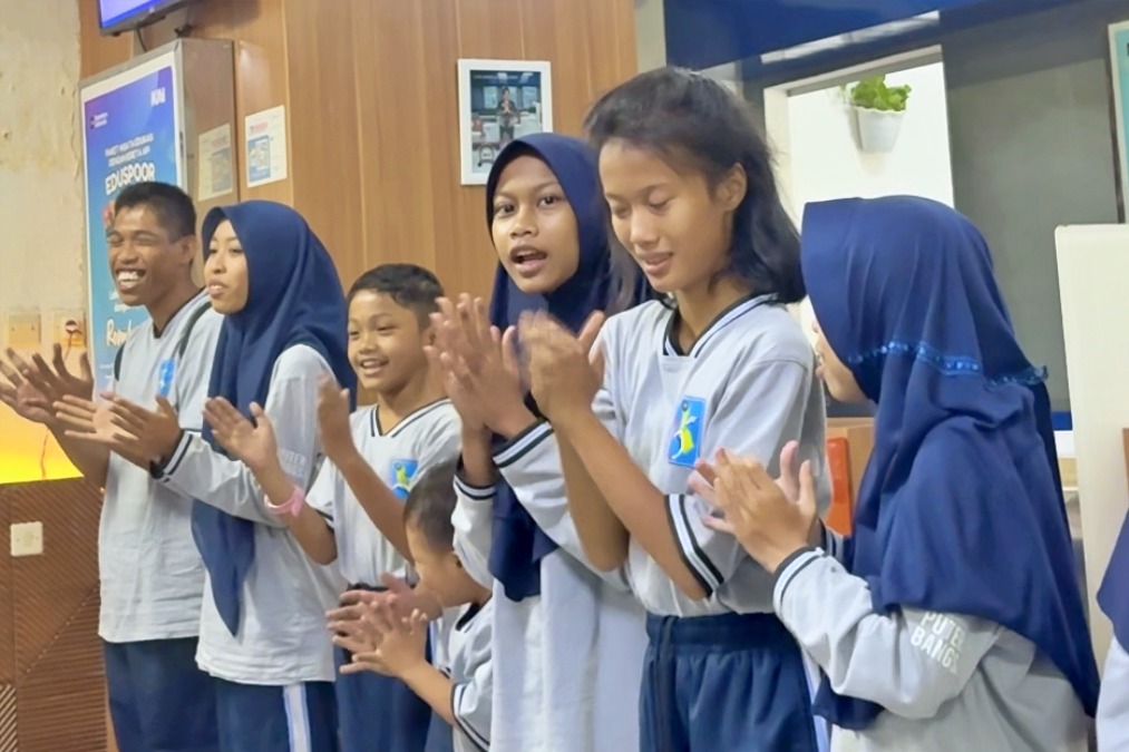 KAI Daop 7 Madiun Gelar Eduspoor, Kenalkan Perkeretaapian dan Edukasi Keselamatan Kepada Peserta Didik SLB B-C Putera Bangsa