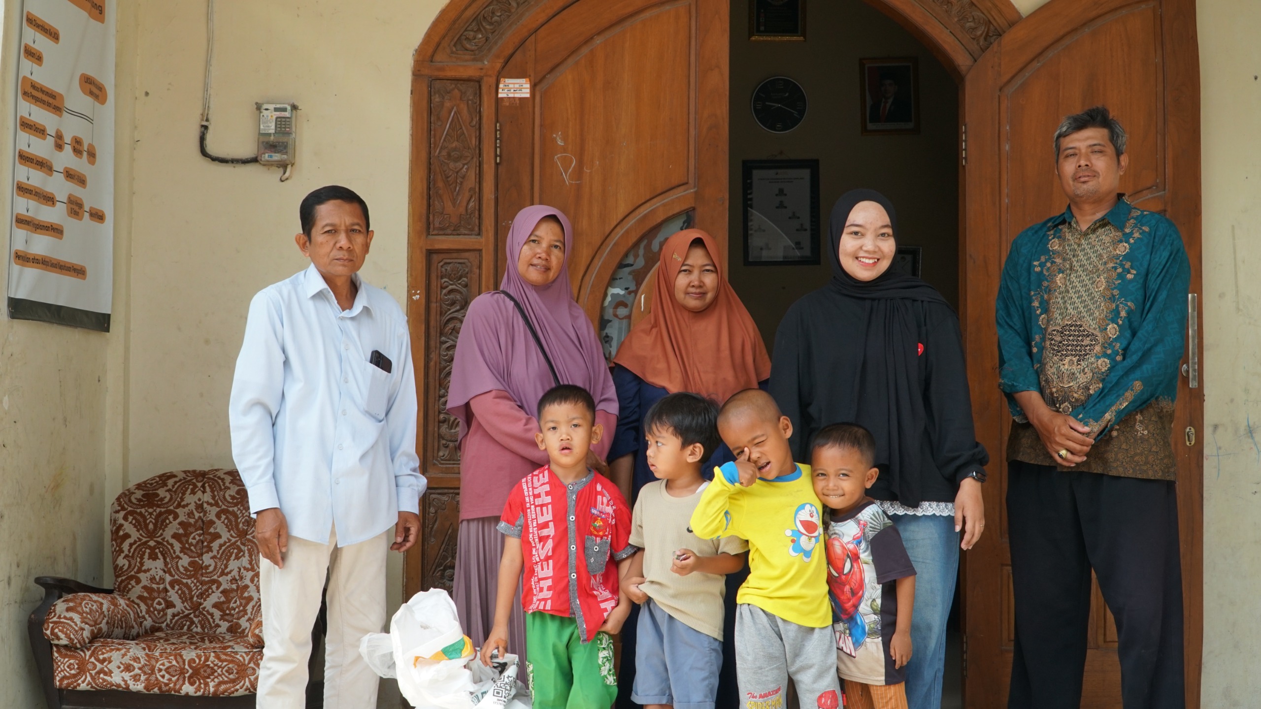 Pabrik Gula Pesantren Baru Kediri Menggelar Jumat Berkah Berbagi Gula Untuk Anak Yatim dan Duafa