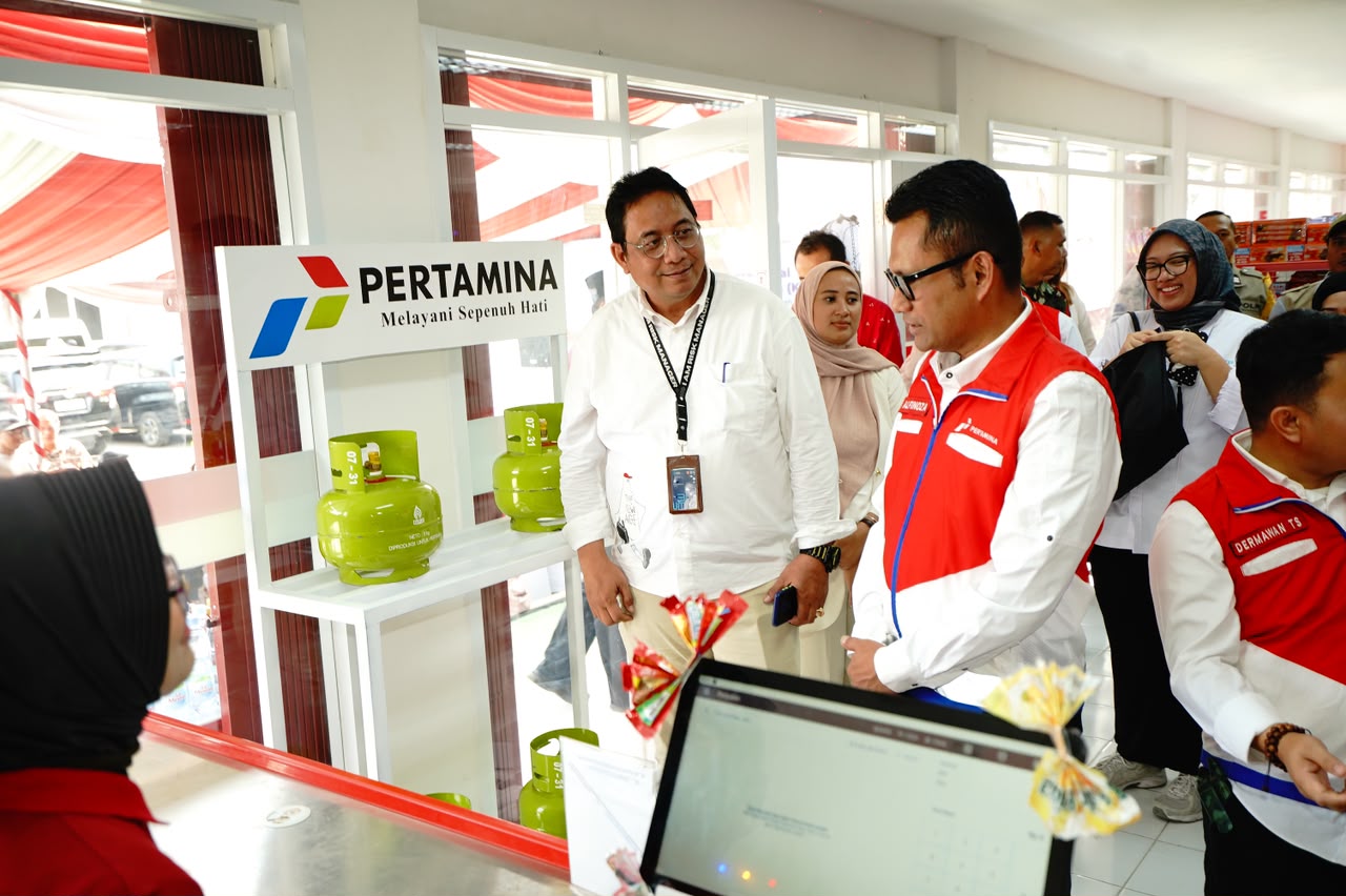 Pertamina Patra Niaga Dukung Operasional KDKMP di Blitar dan Bojonegoro Melalui Penyaluran LPG 3 Kg