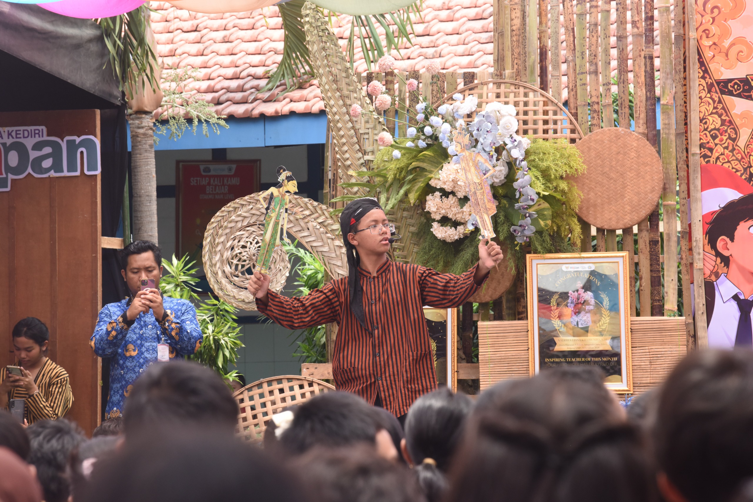 Mbak Wali Ajak Pelajar Lestarikan Budaya Jawa dan Bijak Bermedia Sosial