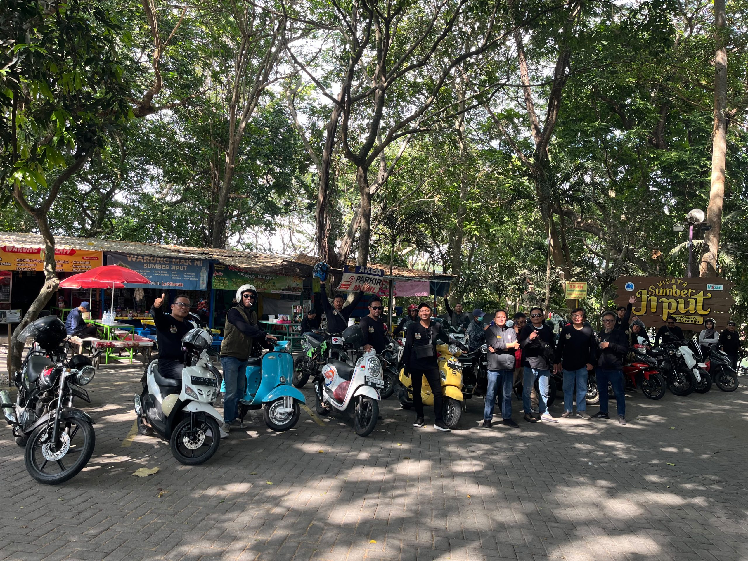 Garang Gabungan Sembarang Komunitas Otomotif Roda Dua Wartawan, Gelar Riding Jelajahi Potensi Wisata Kota Kediri
